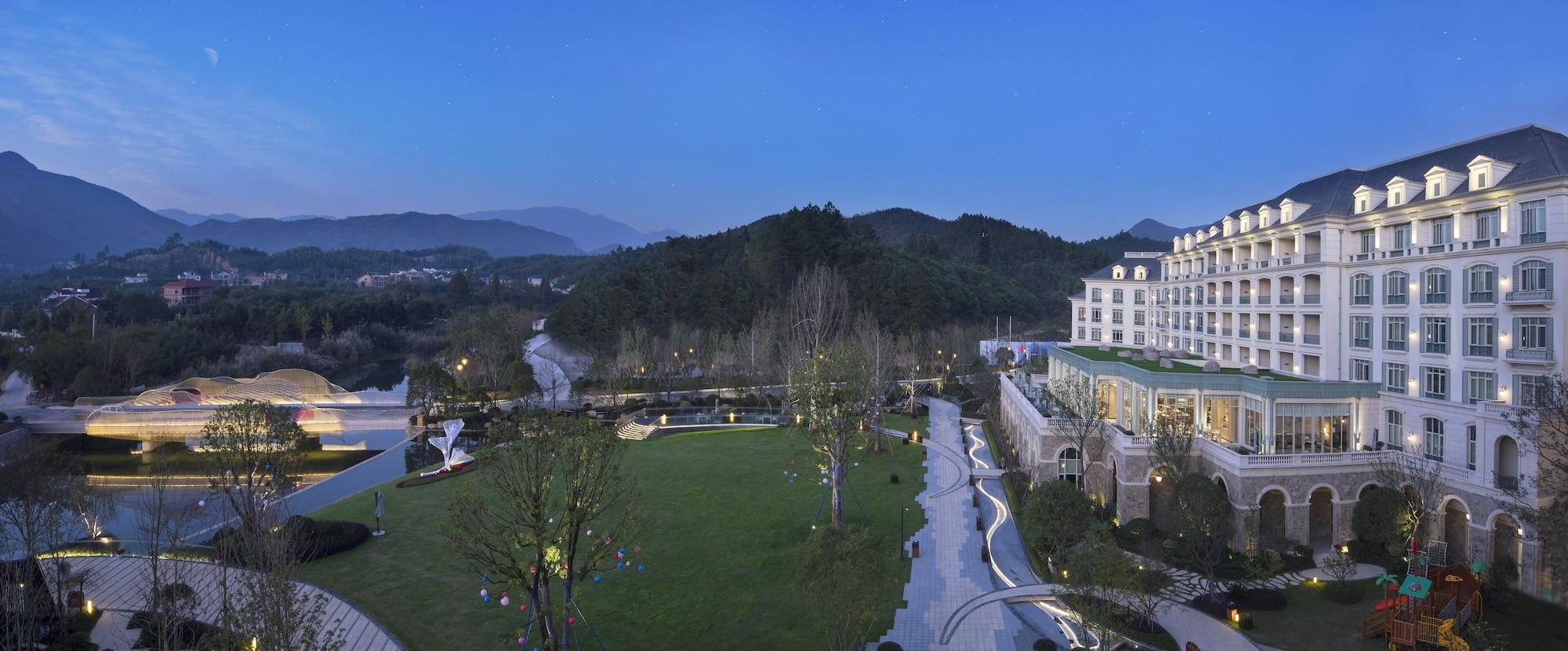 Hilton Garden Inn Hangzhou Lu'Niao Аньцзи Экстерьер фото